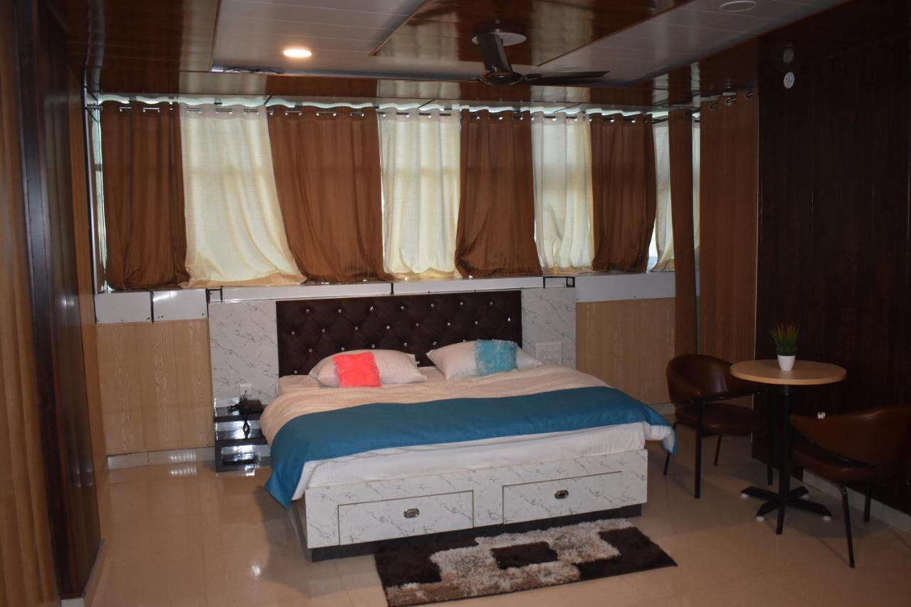 Jai Maa Bhagwati Hotel Pithorāgarh المظهر الخارجي الصورة