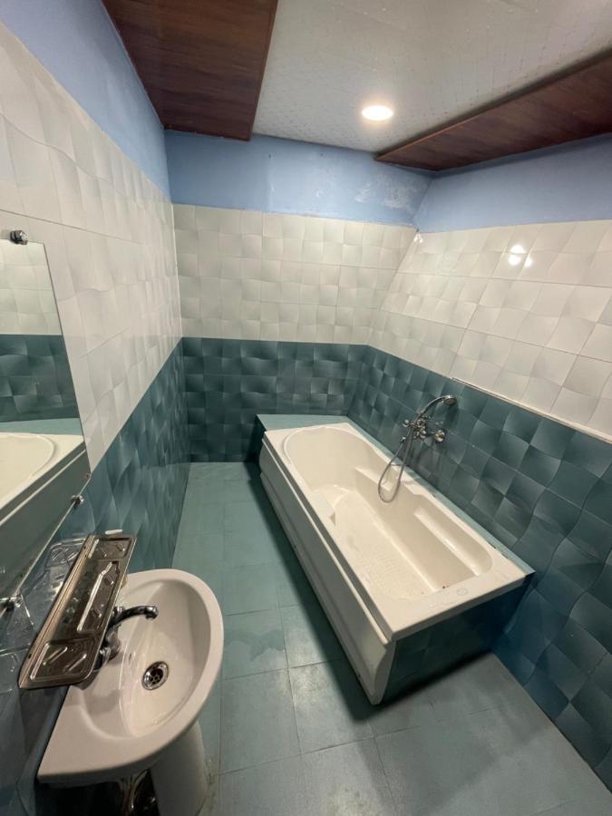 Jai Maa Bhagwati Hotel Pithorāgarh المظهر الخارجي الصورة