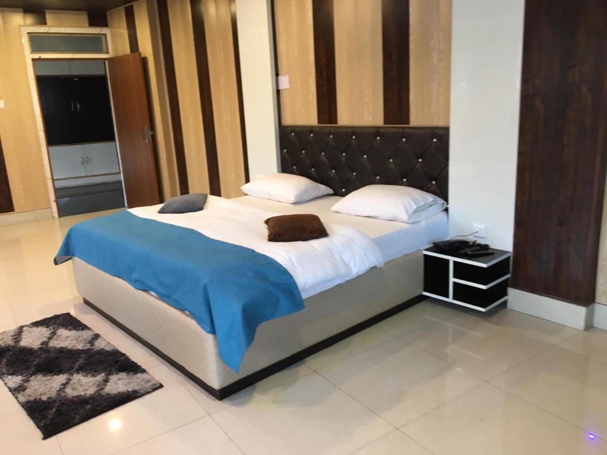 Jai Maa Bhagwati Hotel Pithorāgarh المظهر الخارجي الصورة